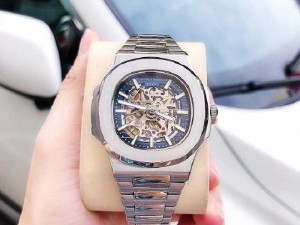 Đồng hồ nam Patek Philippe chạy cơ
