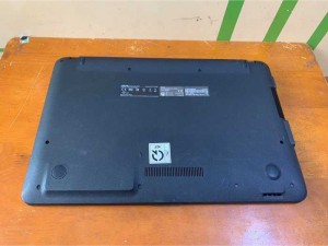 Asus A540UP i3 7100u 4gb 500gb Vgn 2gb đẹp nguyên zin