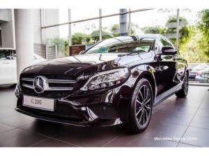 Giảm 10% khi mua xe Mercedes-Benz .