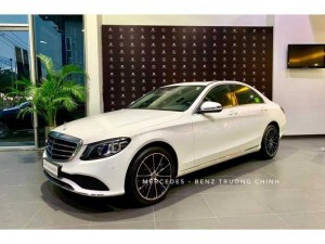Giảm ngay tiền mặt khi mua xe Mercedes -Benz C200 exclusive