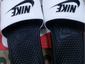 Dép Nike Benassi