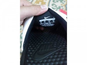 Dép Nike Benassi