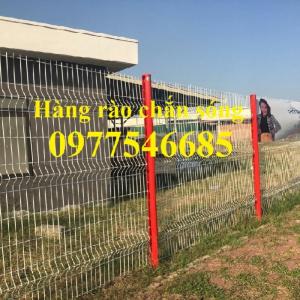 Hàng rào cột trái đào