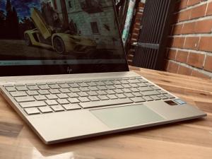 Laptop Hp Envy 13 - ah0025tu, i5 8250U 8G Full HD Đèn Phím Vỏ nhôm Pin 10h Như New Giá rẻ