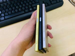 Điện thoại sony xperia xzs au
