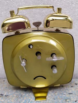 đồng hồ vuông chạy cơ ko dùng pin