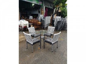 Bàn ghế ngoài trời cao cấp giá rẻ
