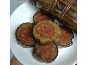 Bánh tét miền tây