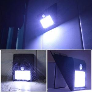 Đèn cảm biến năng lượng mặt trời 20 LED