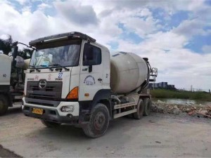 bán xe trộn hino 2015 giá rẻ