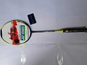 Yonex NANOFLARE370 SPEED -màu vàng - đen