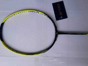 Yonex NANOFLARE370 SPEED -màu vàng - đen