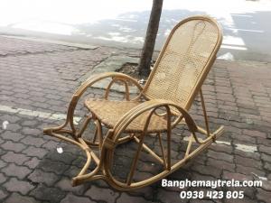 Ghế mây bập bênh, ghế thư giãn cho người già