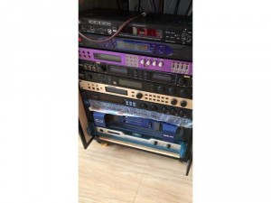 các thiết bị karaoke vang số main đẩy micro chất lượng chính hãng