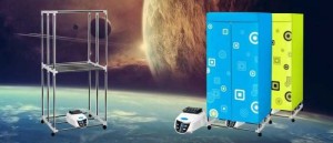 Chi tiết cấu tạo của tủ sấy PANA
Tủ sấy quần áo Panasonic mẫu mới bền hơn, chắc chắn hơn, sấy được nhiều hơn. Với công nghệ mới sấy quần áo cực nhanh khô mà vẫn tiết kiệm được 50% so với các loại máy sấy khác. Đặc biệt máy sấy vẫn giữ nguyên được mùi hương của nước xả và độ mềm mại cho quần áo mà không bị nhăn và khô cứng như các loại máy thông thường.
Bộ sản phẩm bao gồm:
01 Bộ phận motor thổi hơi nóng.
01 Đĩa bảo vệ tránh nước rơi vào thân máy.
04 Ống nối thân giá treo, 01 Giá treo.
01 Túi giữ hơi nóng.
04 Chân của máyTính năng vượt trội của máy sấy quần áo Panasonic
Sử dụng công nghệ quạt sấy 360 độ và thổi gió từ 3 hướng.
Máy chạy êm không gây ồn.
Các thanh dựng khung của tủ sấy PANA làm bằng inox ( hoặc hợp kim nhôm) cực chắc chắn, Thiết kế khung tủ vuông giúp treo được nhiều quần áo hơn
Chức năng cảm biến, sấy khô quần áo tự động