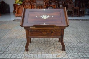 Kệ Đọc Kinh Cẩn Ốc Đẹp