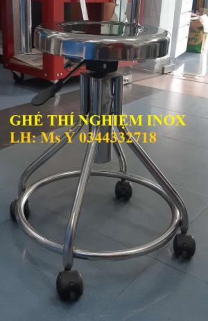 - Nâng hạ chiều cao bằng hơi thủy lực.
- Có bánh xe ở chân ghế