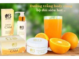Dưỡng trắng Body Cam GirlBoss
