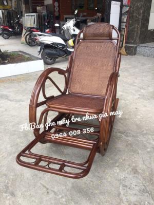 Ghế mây bập bênh BB05 màu nâu gụ
Liên hê: Bàn ghế mây - Furniture&Decor
Sđt: 0964 008 356
ĐC: 105 Đinh Bộ LĨnh, phường 15, BÌnh Thạnh, HCm