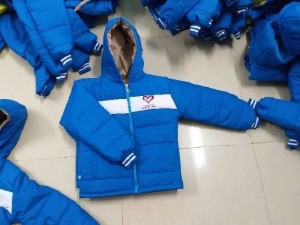 Xưởng chuyên may áo gió. Áo ấm trẻ em