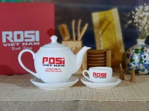 Xưởng in ấm chén trà làm quà tặng tết