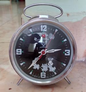 đồng hồ để bàn chạy cơ thập niên 90