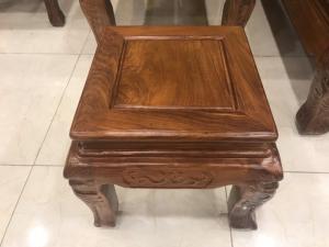 Bộ bàn ghế chạm đào gỗ hương tay 10 – BBG16