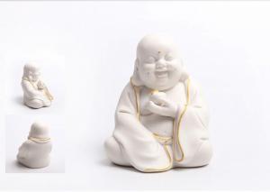 Tượng Tiếu Phật gốm trắng