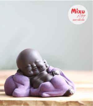 Tượng chú tiểu nằm ngủ bằng gốm tử sa cao cấp