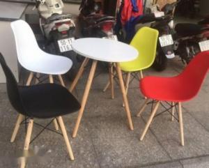 Chuyên cung cấp, mua bán thanh lý bàn ghế cafe, bàn ghế nhà hàng, bàn ghế văn phòng, khách sạn, khu du lịch giá rẻ Hotline Kinh Doanh: 0916884590 HOÀNG MINH- 24/24) Bảo hành: 12 Tháng Nguồn gốc: Hàng công ty H