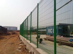 Hàng rào lưới thép hà D5a 50x150 giá tốt