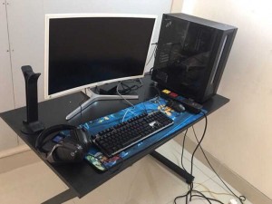 Pass dàn PC chiến game/ stream game mua tại Phong Vũ Q.1