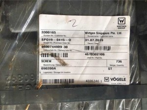 Guốc xích cao su xe trải nhựa vogele