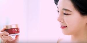 Kem dưỡng trắng da măt VK6 muốn đẹp tự nhiên nhưng không tự nhiên mà đẹp