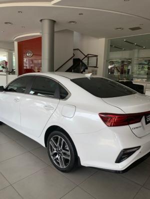 KIA CERATO ALL NEW GIẢM GIÁ LỚN TRONG THÁNG NÀY. XE CÓ SẴN GIAO NGAY