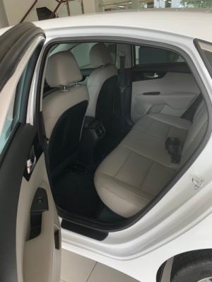 KIA CERATO ALL NEW GIẢM GIÁ LỚN TRONG THÁNG NÀY. XE CÓ SẴN GIAO NGAY