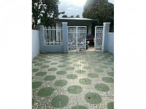 Bán nhà mặt tiền
