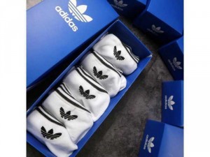 hộp tất thể thao adidas 8 đôi