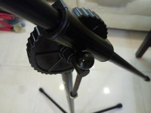 Chân đế micro dùng ca hát Karaoke .