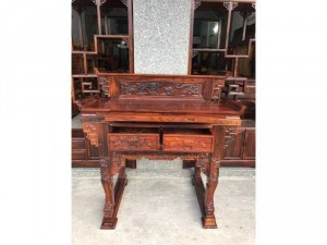 Bàn Thờ Tứ Linh