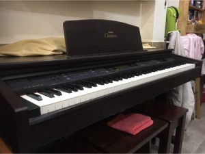 Đàn piano điện Yamaha CVP-103