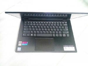 Cần thanh lý laptop lenovo yoga 530