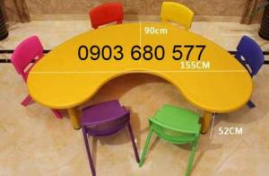 Cần bán bàn ghế nhựa trẻ em mầm non, mẫu giáo
