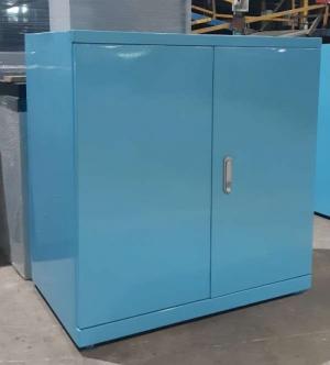 Tủ Chứa vật tư loại thấp: MODEL: LV - 3101
- Kích thước WxDxH: 900x550x1050 mm