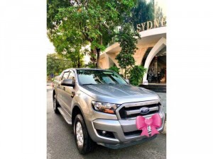 Ford ranger xls mẫu mới, xe chùm mềnh cuối 2015