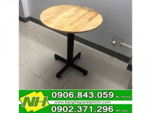 bàn chân trụ sắt mặt gỗ