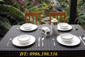 Khăn trải bàn ca rô đẹp, sang trọng
