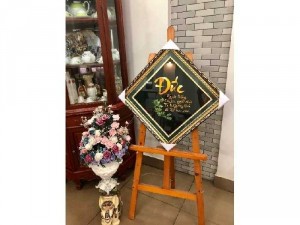 Tranh thêu tay TRÍ ĐỨC