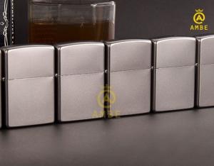 Bật lửa Zippo Mỹ Satin Chrome trơn