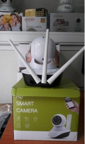Camera giám sát quay 360 độ
